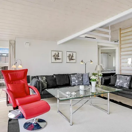 Cozy In Sjolund With House Sea View Holiday home